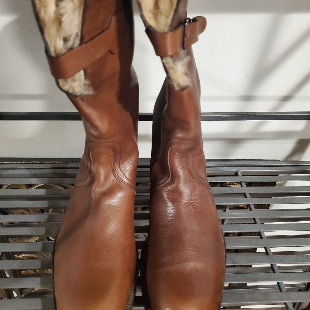 Women's gucci boats with buckle